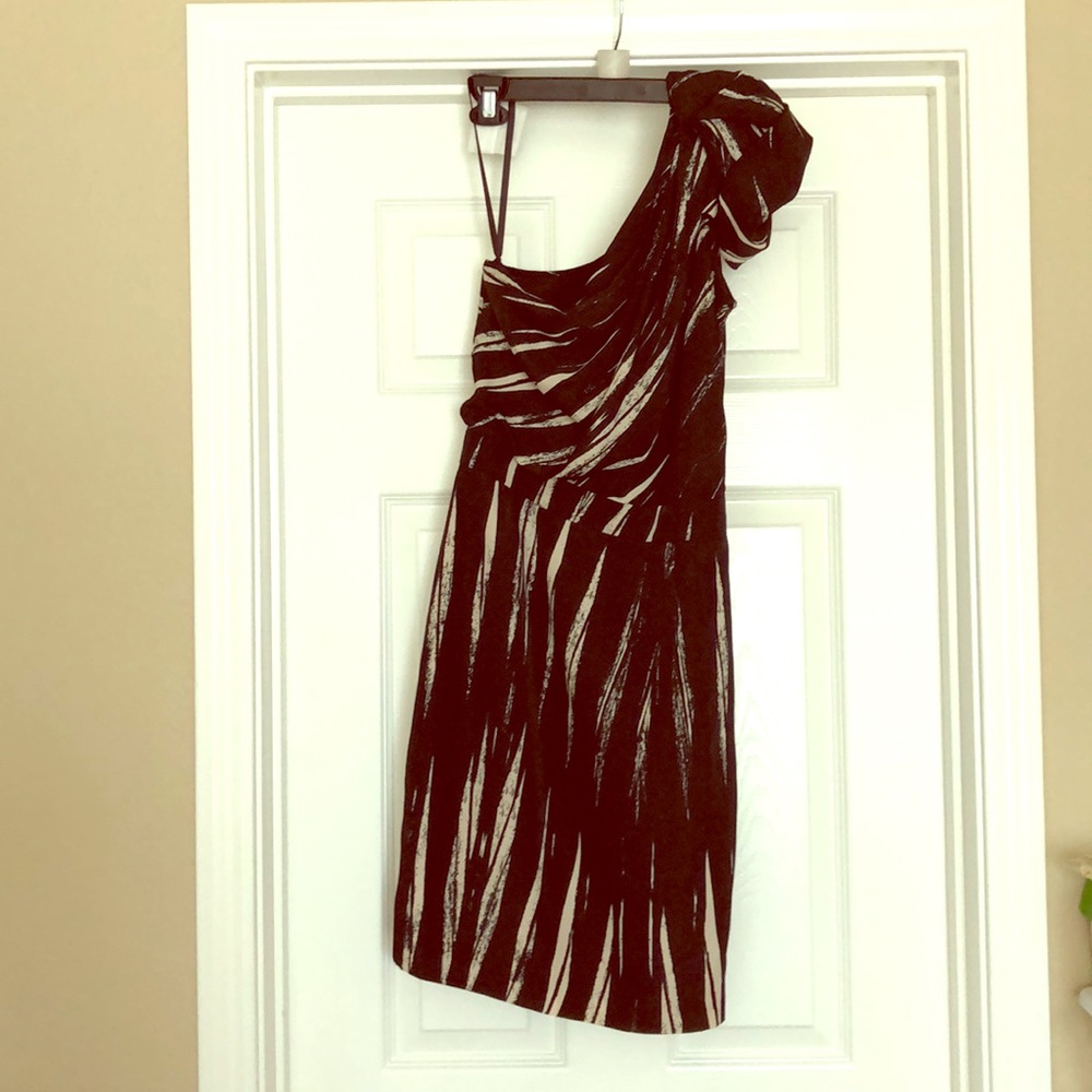 Limited One Shoulder Dress 0